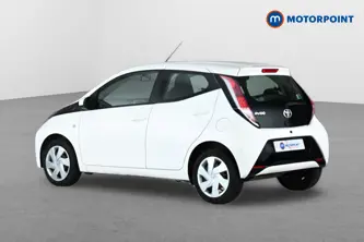 Toyota Aygo X-Play Manual Petrol Hatchback - Stock Number (1655768) - Passenger side rear corner
