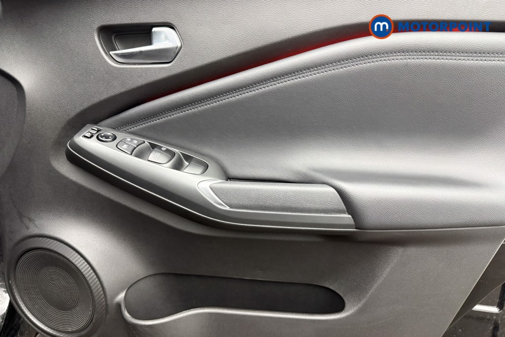 Nissan Juke N-Connecta Manual Petrol SUV - Stock Number (1655791) - 18th supplementary image