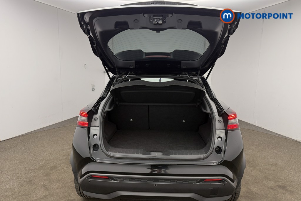 Nissan Juke N-Connecta Manual Petrol SUV - Stock Number (1655791) - 21st supplementary image