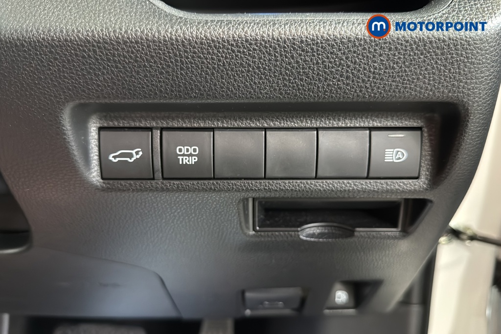 Toyota Rav4 Design Automatic Petrol Plug-In Hybrid SUV - Stock Number (1657209) - 11th supplementary image