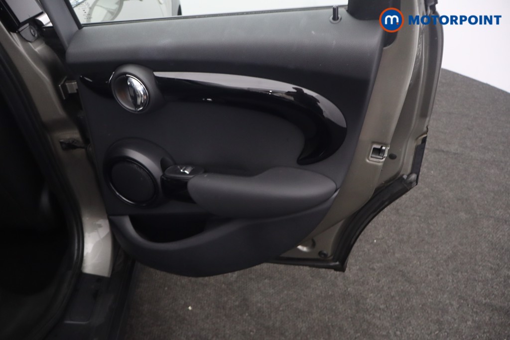 Mini Hatchback Cooper S Classic Automatic Petrol Hatchback - Stock Number (1657339) - 21st supplementary image
