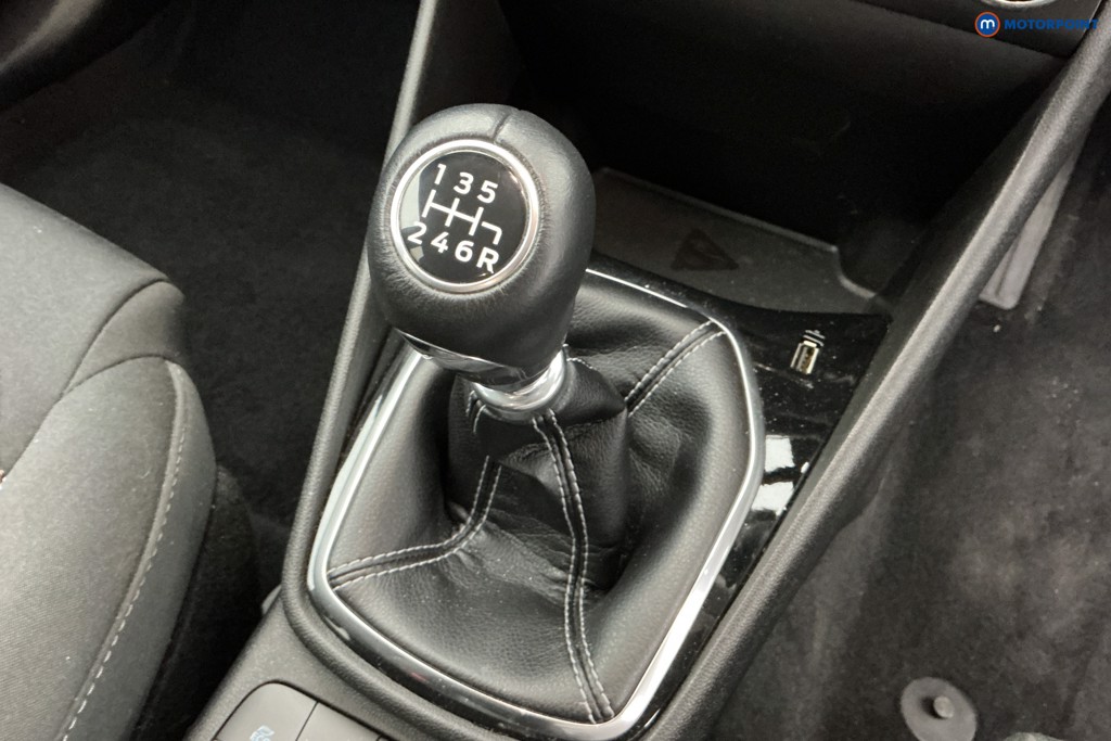Ford Fiesta Titanium Manual Petrol Hatchback - Stock Number (1659268) - 15th supplementary image