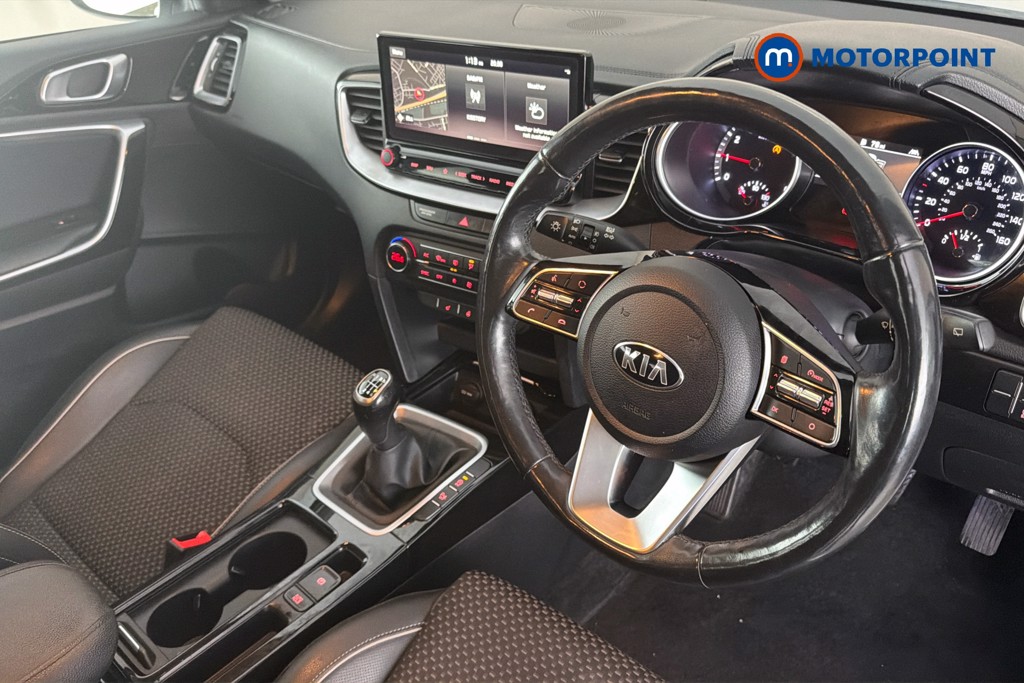 KIA Xceed 3 Manual Petrol Hatchback - Stock Number (1660035) - 2nd supplementary image