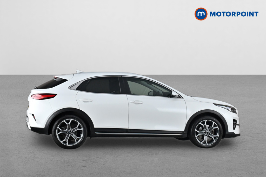 KIA Xceed 3 Manual Petrol Hatchback - Stock Number (1660035) - Drivers side