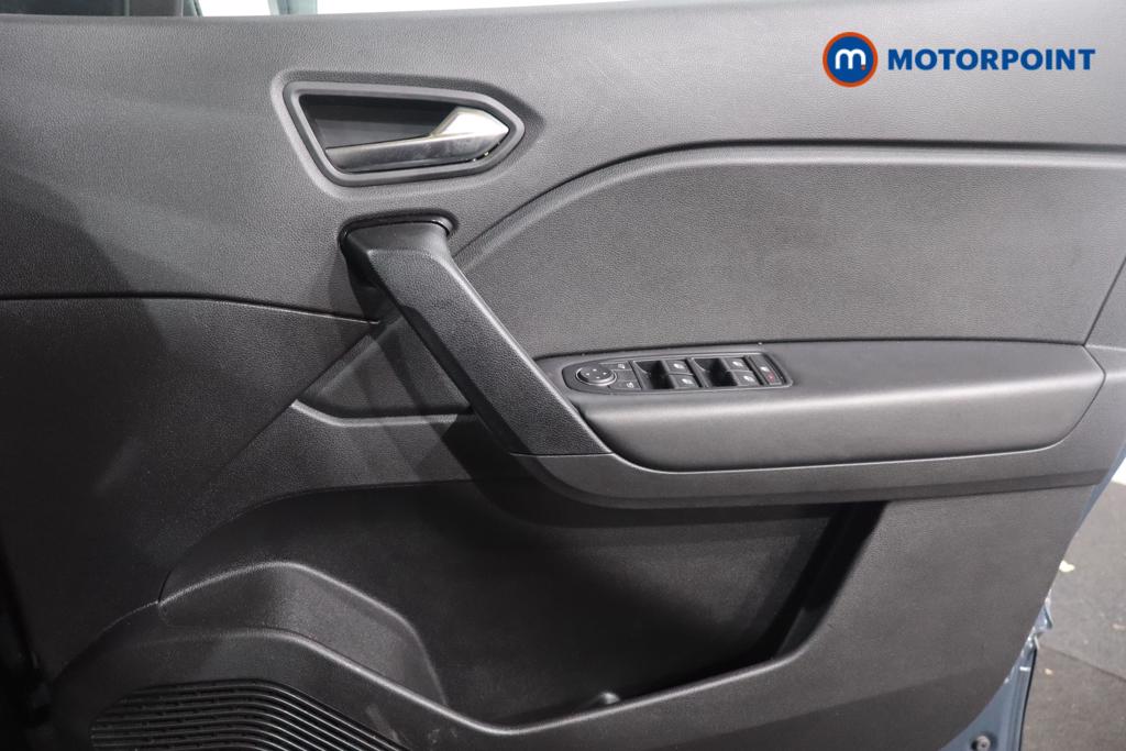 Renault Captur Evolution Automatic Petrol-Electric Hybrid SUV - Stock Number (1660507) - 9th supplementary image