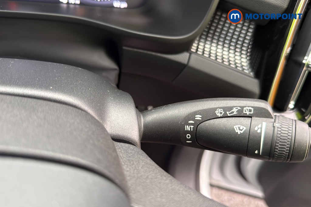 Volvo Xc40 R Design Pro Manual Petrol SUV - Stock Number (1660802) - 6th supplementary image