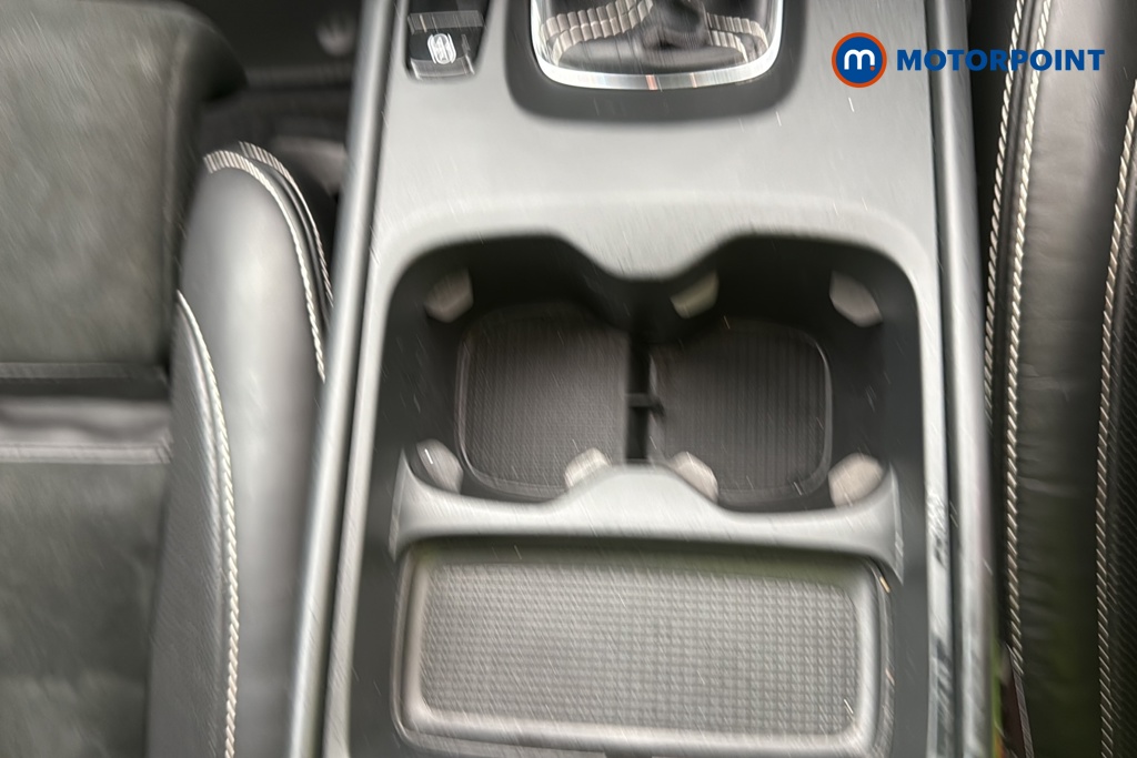 Volvo Xc40 R Design Pro Manual Petrol SUV - Stock Number (1660802) - 16th supplementary image