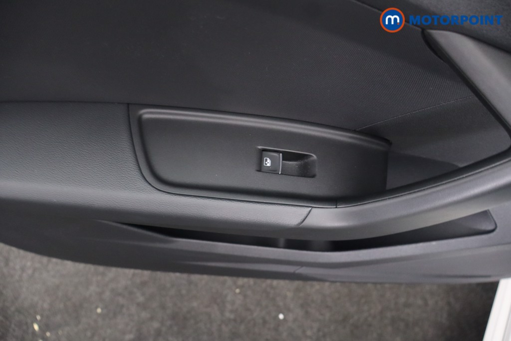 Audi A1 S Line Automatic Petrol Hatchback - Stock Number (1662933) - 36th supplementary image