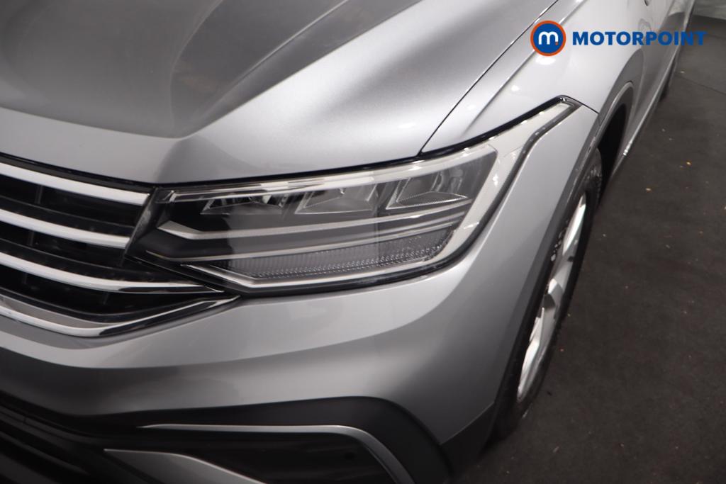 Volkswagen Tiguan Allspace Life Automatic Petrol SUV - Stock Number (1663944) - 26th supplementary image
