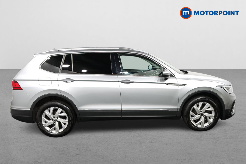 Volkswagen Tiguan Allspace Life Automatic Petrol SUV - Stock Number (1663944) - Drivers side