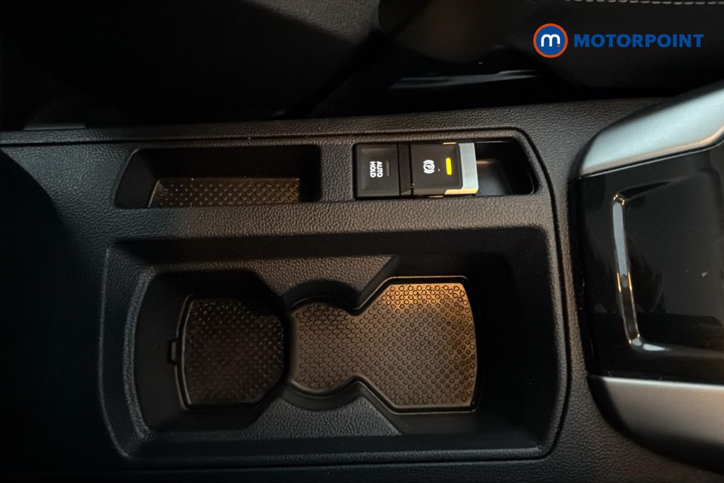 Volkswagen T-Roc Life Manual Petrol SUV - Stock Number (1664320) - 16th supplementary image