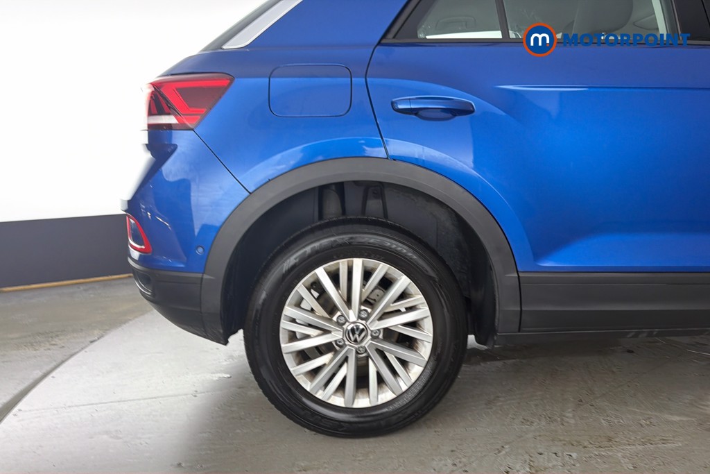 Volkswagen T-Roc Life Manual Petrol SUV - Stock Number (1664320) - 49th supplementary image
