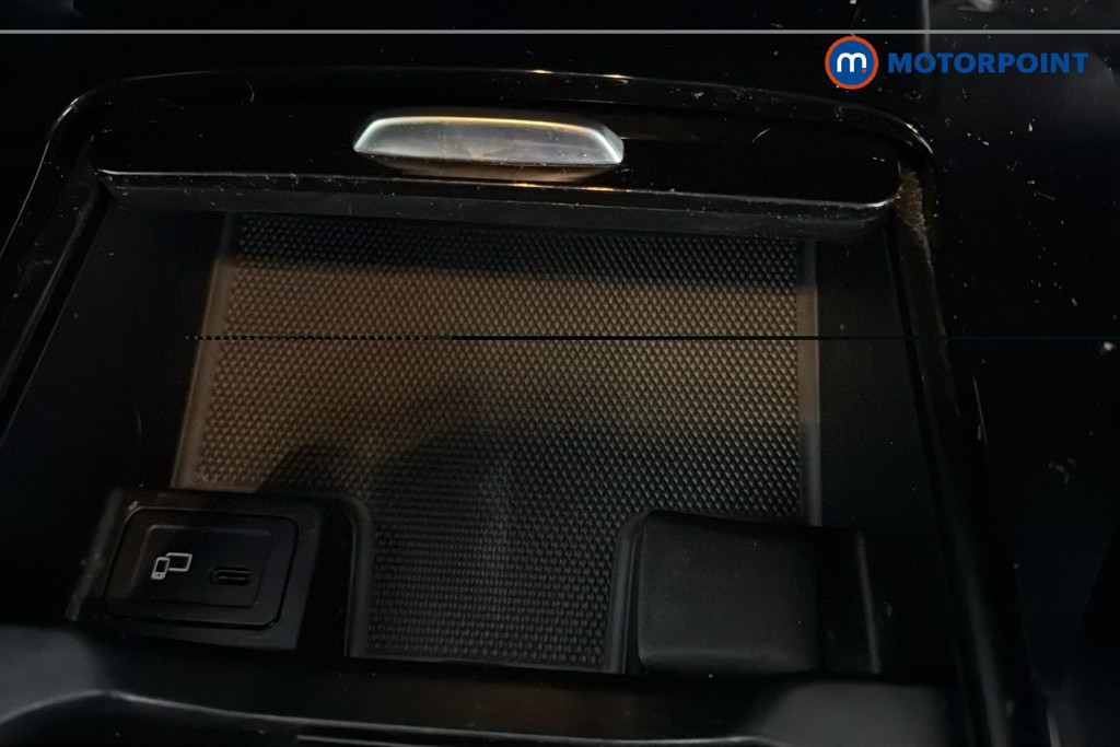 Mercedes-Benz A Class Amg Line Automatic Diesel Hatchback - Stock Number (1665735) - 17th supplementary image