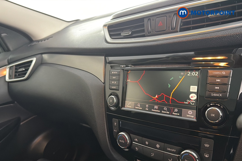 Nissan Qashqai Tekna Automatic Diesel SUV - Stock Number (1665938) - 9th supplementary image