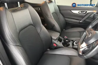 Nissan Qashqai Tekna Automatic Diesel SUV - Stock Number (1665938) - 22nd supplementary image