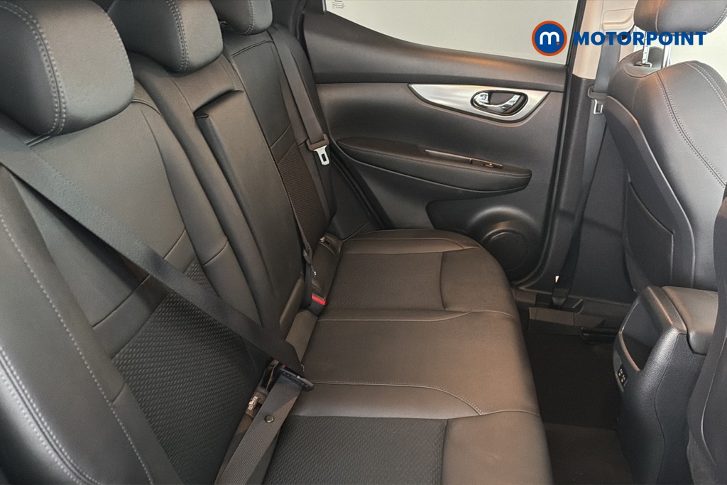 Nissan Qashqai Tekna Automatic Diesel SUV - Stock Number (1665938) - 25th supplementary image