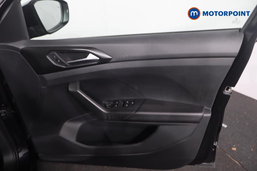 Volkswagen T-Cross SE Manual Petrol SUV - Stock Number (1666336) - 7th supplementary image