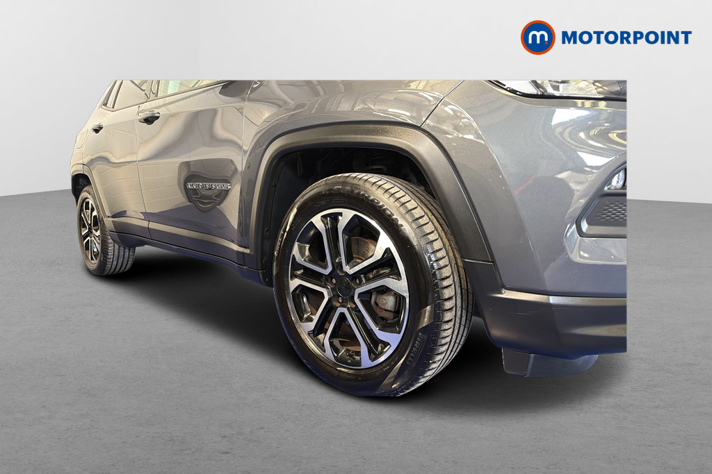 Jeep Compass listing photo