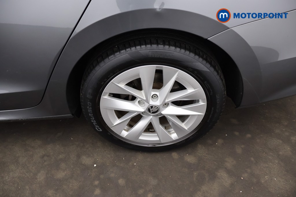 Skoda Octavia Se L Automatic Petrol Plug-In Hybrid Estate - Stock Number (1667041) - 2nd supplementary image
