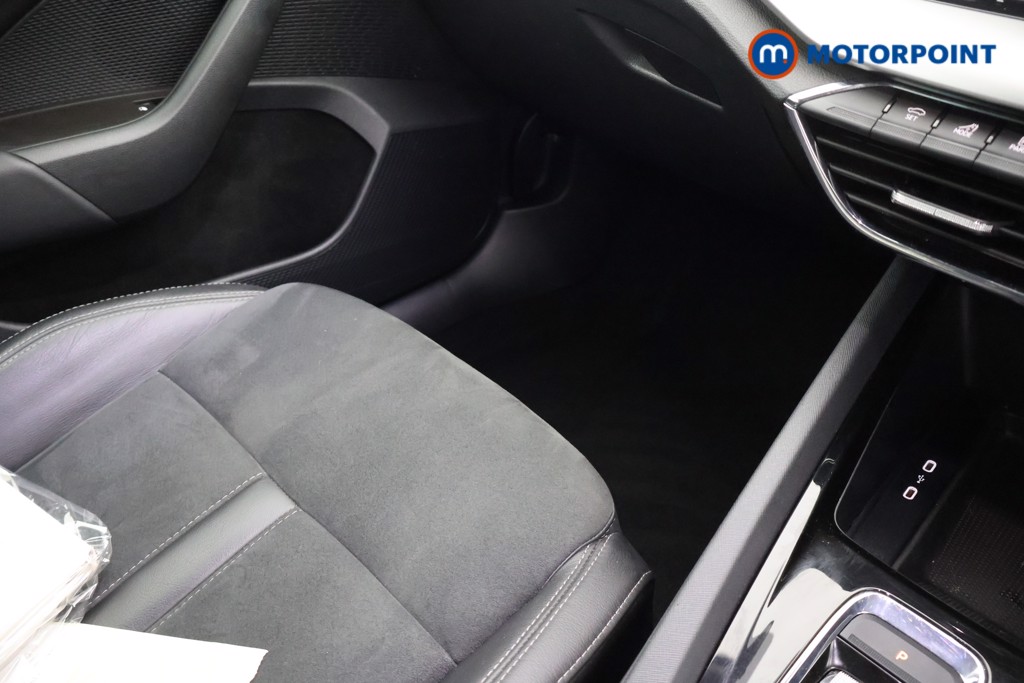 Skoda Octavia Se L Automatic Petrol Plug-In Hybrid Estate - Stock Number (1667041) - 17th supplementary image