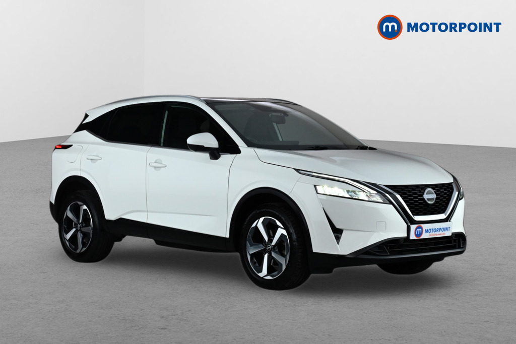 Nissan Qashqai N-Connecta Manual Petrol SUV - Stock Number (1667098) - Drivers side front corner