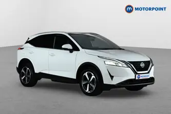 Nissan Qashqai N-Connecta Manual Petrol SUV - Stock Number (1667098) - Drivers side front corner