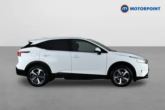 Nissan Qashqai N-Connecta Manual Petrol SUV - Stock Number (1667098) - Drivers side