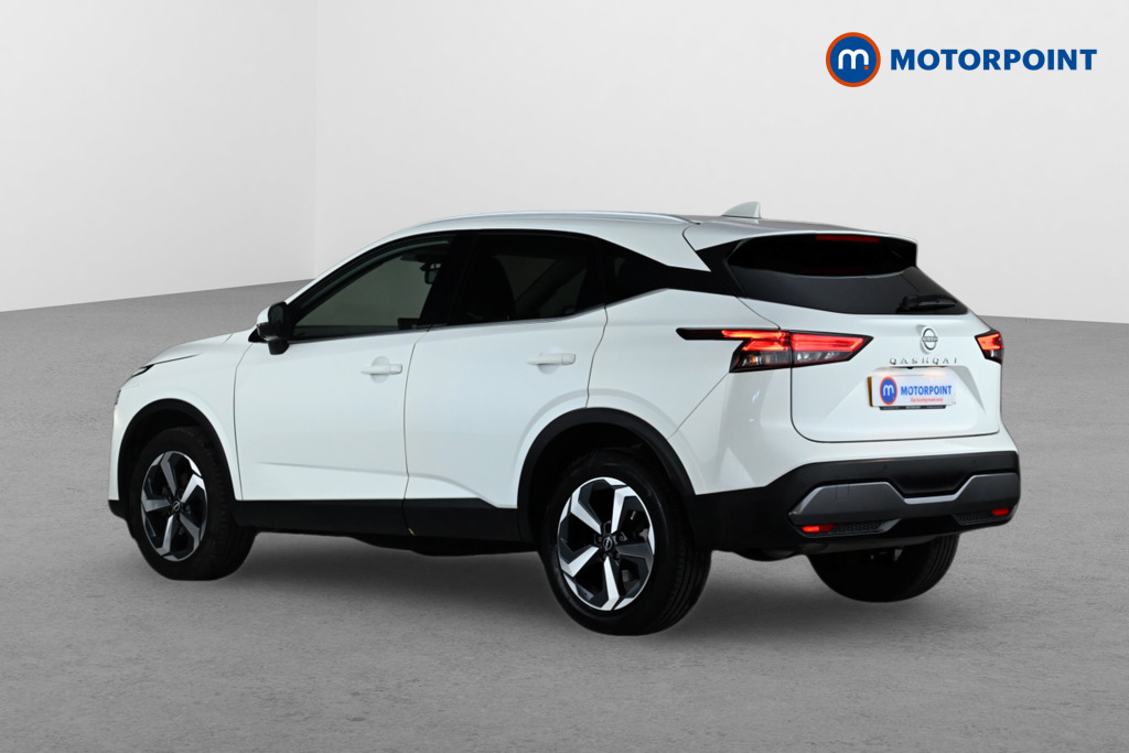 Nissan Qashqai N-Connecta Manual Petrol SUV - Stock Number (1667098) - Passenger side rear corner