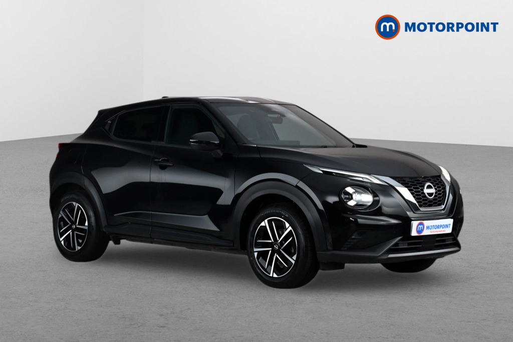 Nissan Juke N-Connecta Automatic Petrol SUV - Stock Number (1667440) - Drivers side front corner