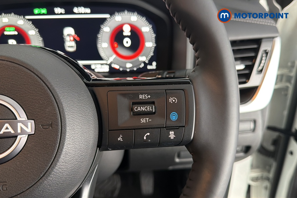 Nissan X-Trail Tekna Automatic Petrol-Electric Hybrid SUV - Stock Number (1667869) - 3rd supplementary image