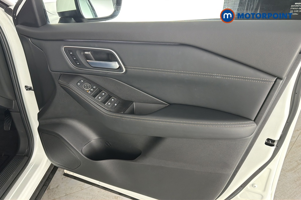 Nissan X-Trail Tekna Automatic Petrol-Electric Hybrid SUV - Stock Number (1667869) - 18th supplementary image
