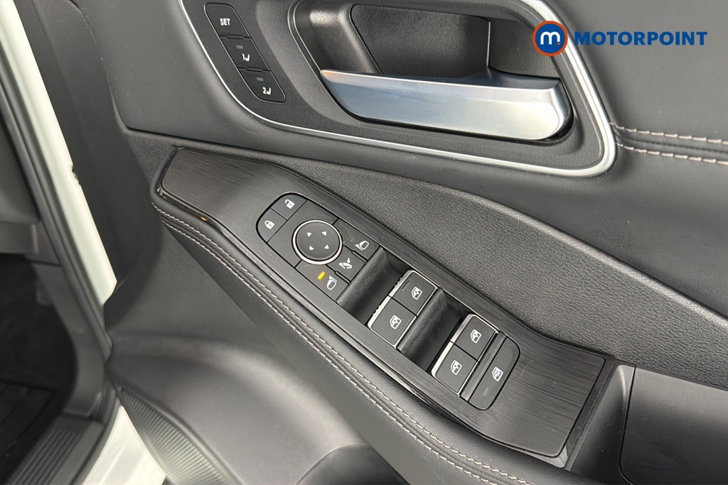 Nissan X-Trail Tekna Automatic Petrol-Electric Hybrid SUV - Stock Number (1667869) - 19th supplementary image