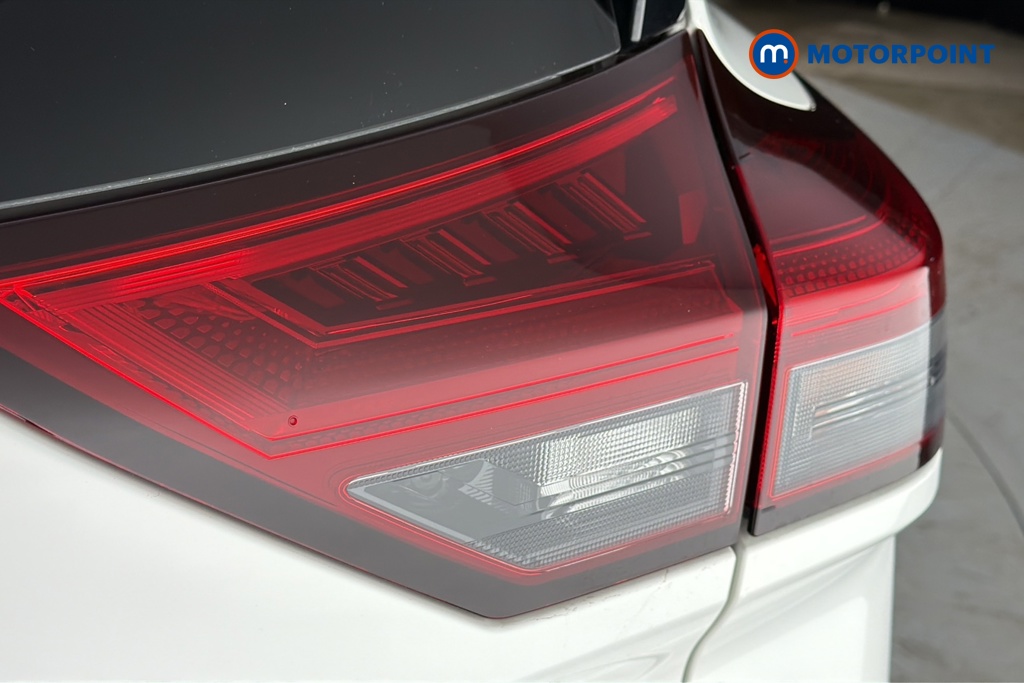 Nissan X-Trail Tekna Automatic Petrol-Electric Hybrid SUV - Stock Number (1667869) - 36th supplementary image