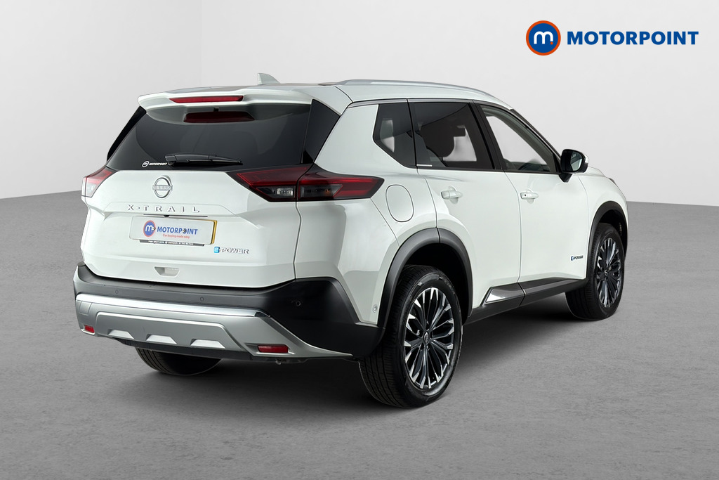 Nissan X-Trail Tekna Automatic Petrol-Electric Hybrid SUV - Stock Number (1667869) - Passenger side rear corner