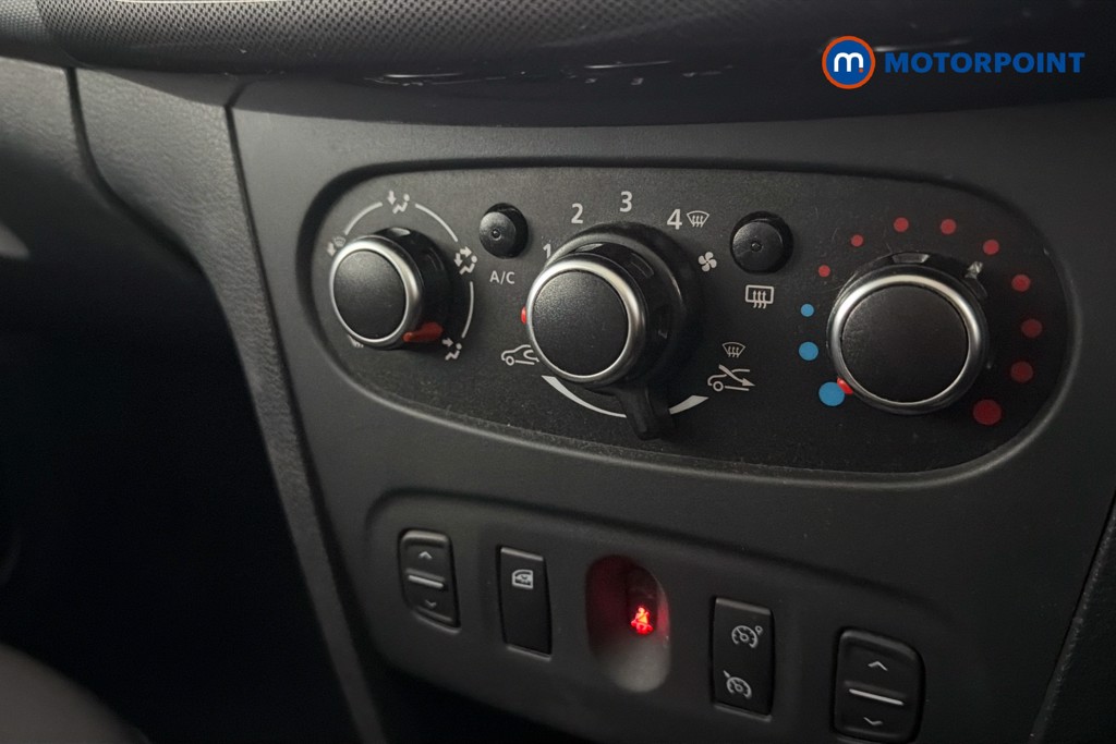 Dacia Sandero Stepway Comfort Manual Petrol Hatchback - Stock Number (1667999) - 12th supplementary image