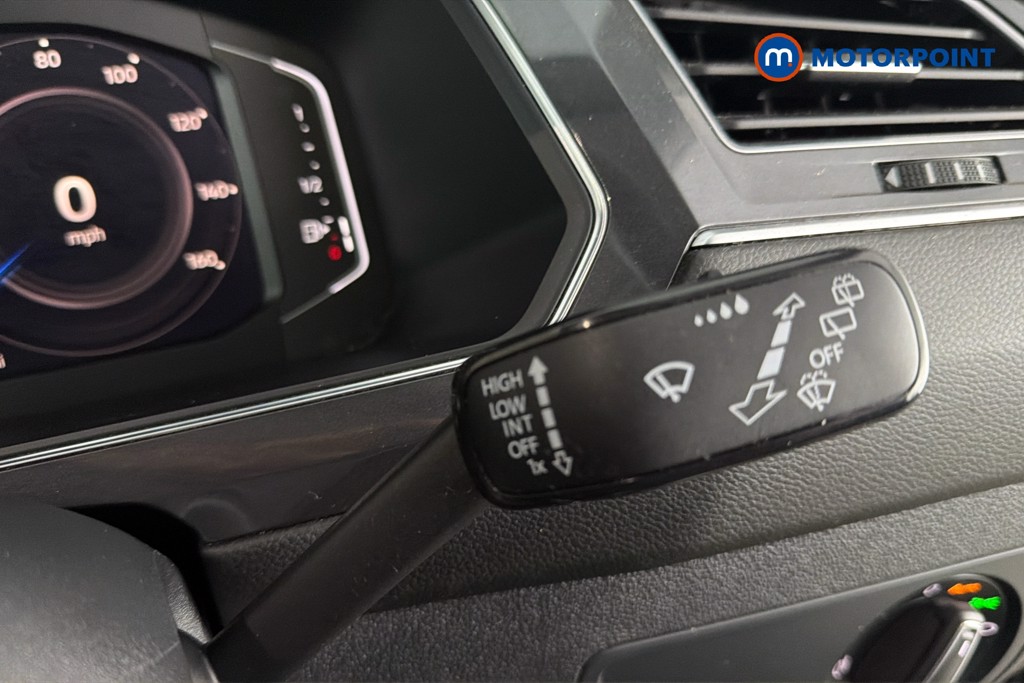 Volkswagen Tiguan Allspace Life Automatic Petrol SUV - Stock Number (1668311) - 7th supplementary image