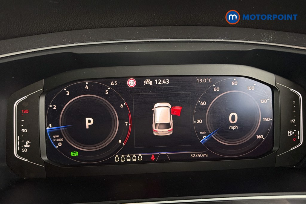 Volkswagen Tiguan Allspace Life Automatic Petrol SUV - Stock Number (1668311) - 8th supplementary image