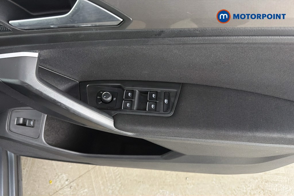 Volkswagen Tiguan Allspace Life Automatic Petrol SUV - Stock Number (1668311) - 20th supplementary image