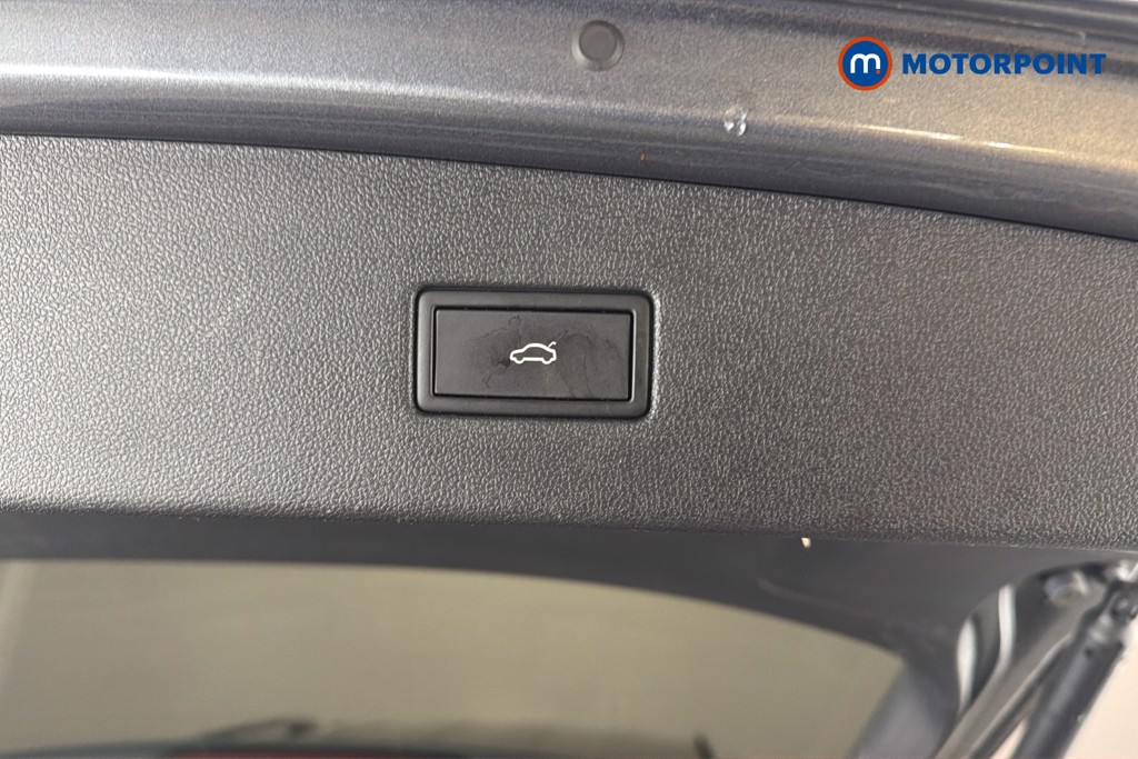 Volkswagen Tiguan Allspace Life Automatic Petrol SUV - Stock Number (1668311) - 35th supplementary image