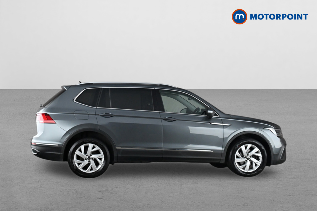 Volkswagen Tiguan Allspace Life Automatic Petrol SUV - Stock Number (1668311) - Drivers side