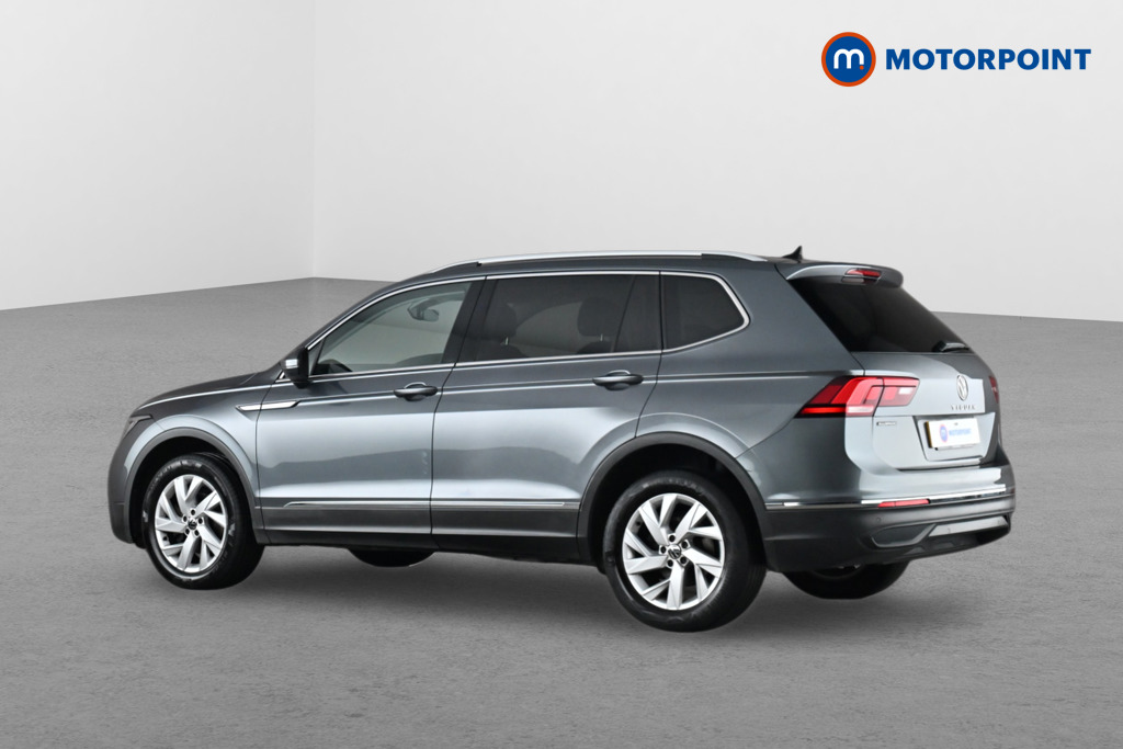 Volkswagen Tiguan Allspace Life Automatic Petrol SUV - Stock Number (1668311) - Passenger side rear corner