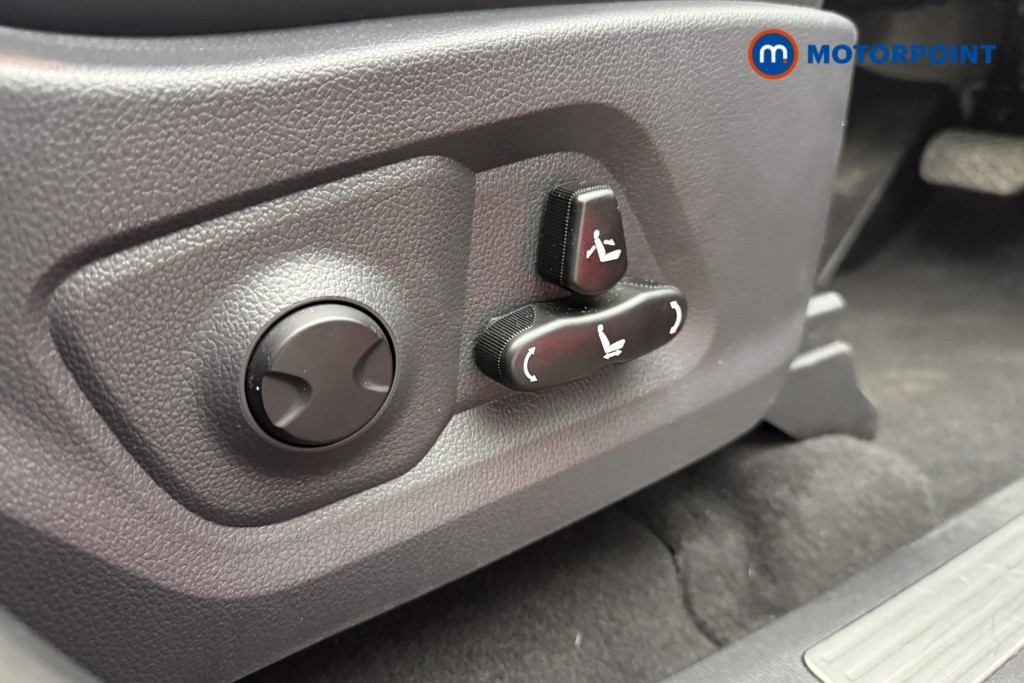 KGM Musso Saracen Plus Automatic Diesel Double Cab Pick-Up - Stock Number (1668353) - 9th supplementary image