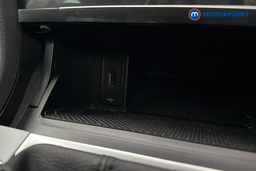 Volkswagen Golf Match Edition Manual Petrol Hatchback - Stock Number (1668376) - 17th supplementary image