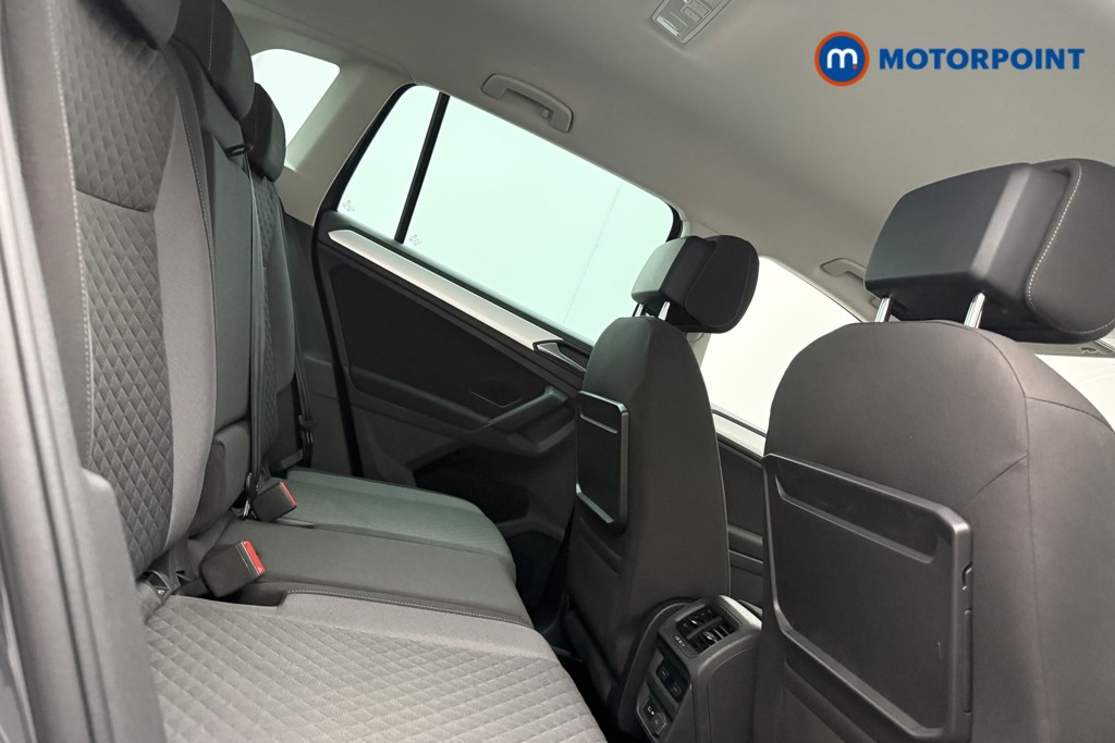 Volkswagen Tiguan Match Manual Petrol SUV - Stock Number (1668640) - 9th supplementary image