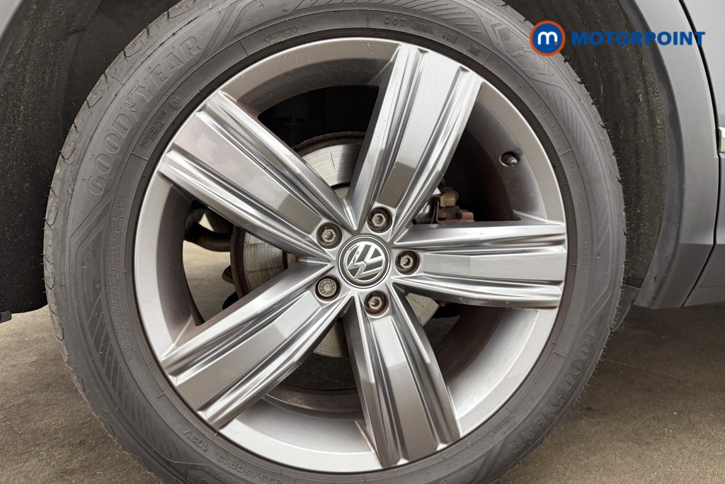 Volkswagen Tiguan Match Manual Petrol SUV - Stock Number (1668640) - 10th supplementary image