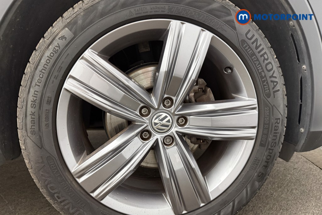 Volkswagen Tiguan Match Manual Petrol SUV - Stock Number (1668640) - 11th supplementary image