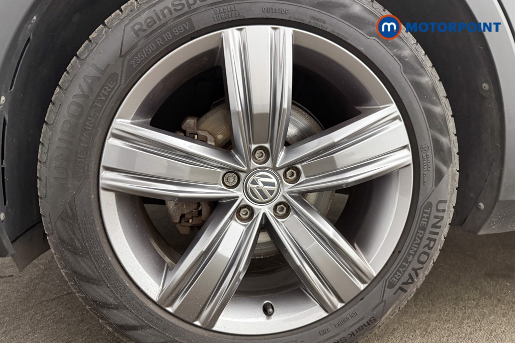 Volkswagen Tiguan Match Manual Petrol SUV - Stock Number (1668640) - 12th supplementary image