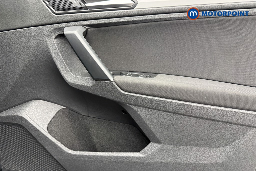 Volkswagen Tiguan Match Manual Petrol SUV - Stock Number (1668640) - 18th supplementary image