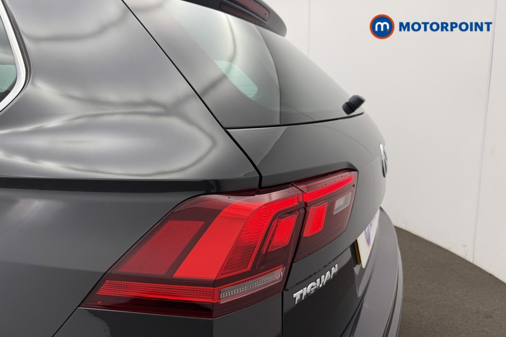 Volkswagen Tiguan Match Manual Petrol SUV - Stock Number (1668640) - 28th supplementary image