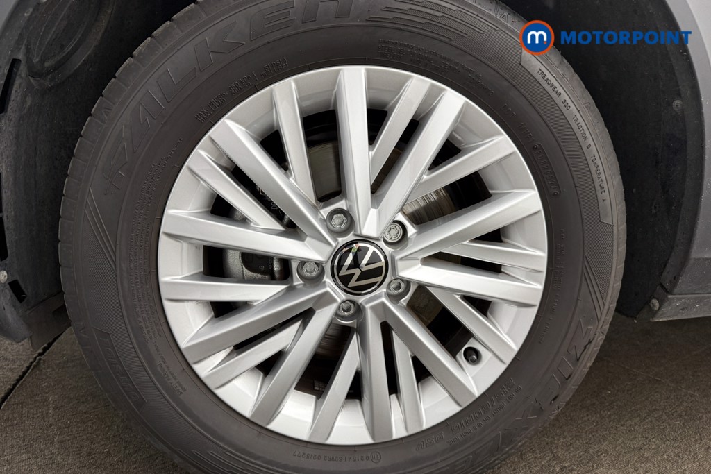 Volkswagen T-Roc Life Manual Petrol SUV - Stock Number (1669212) - 11th supplementary image
